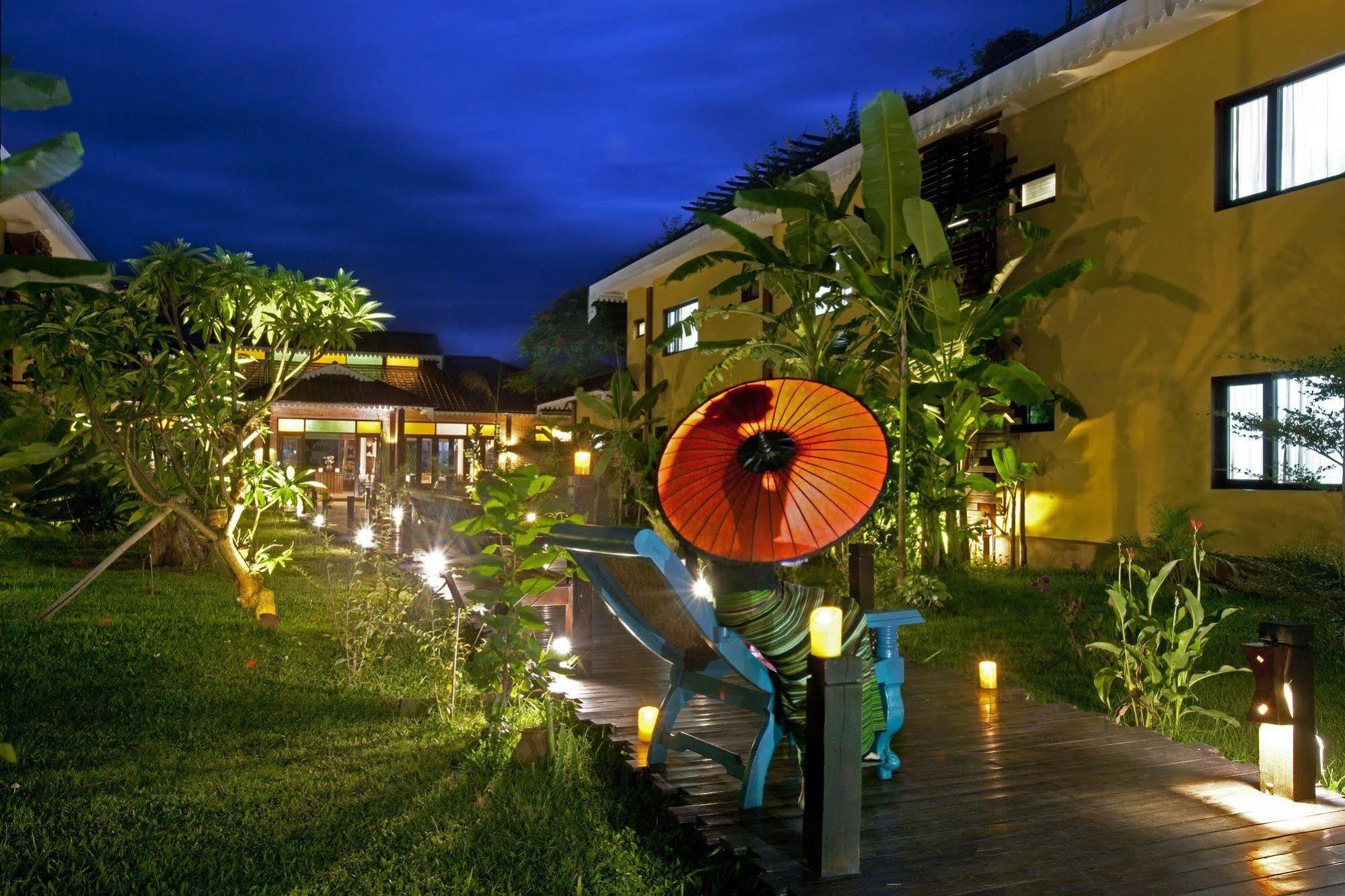 Thanakha Inle Hotel Науншве Екстер'єр фото