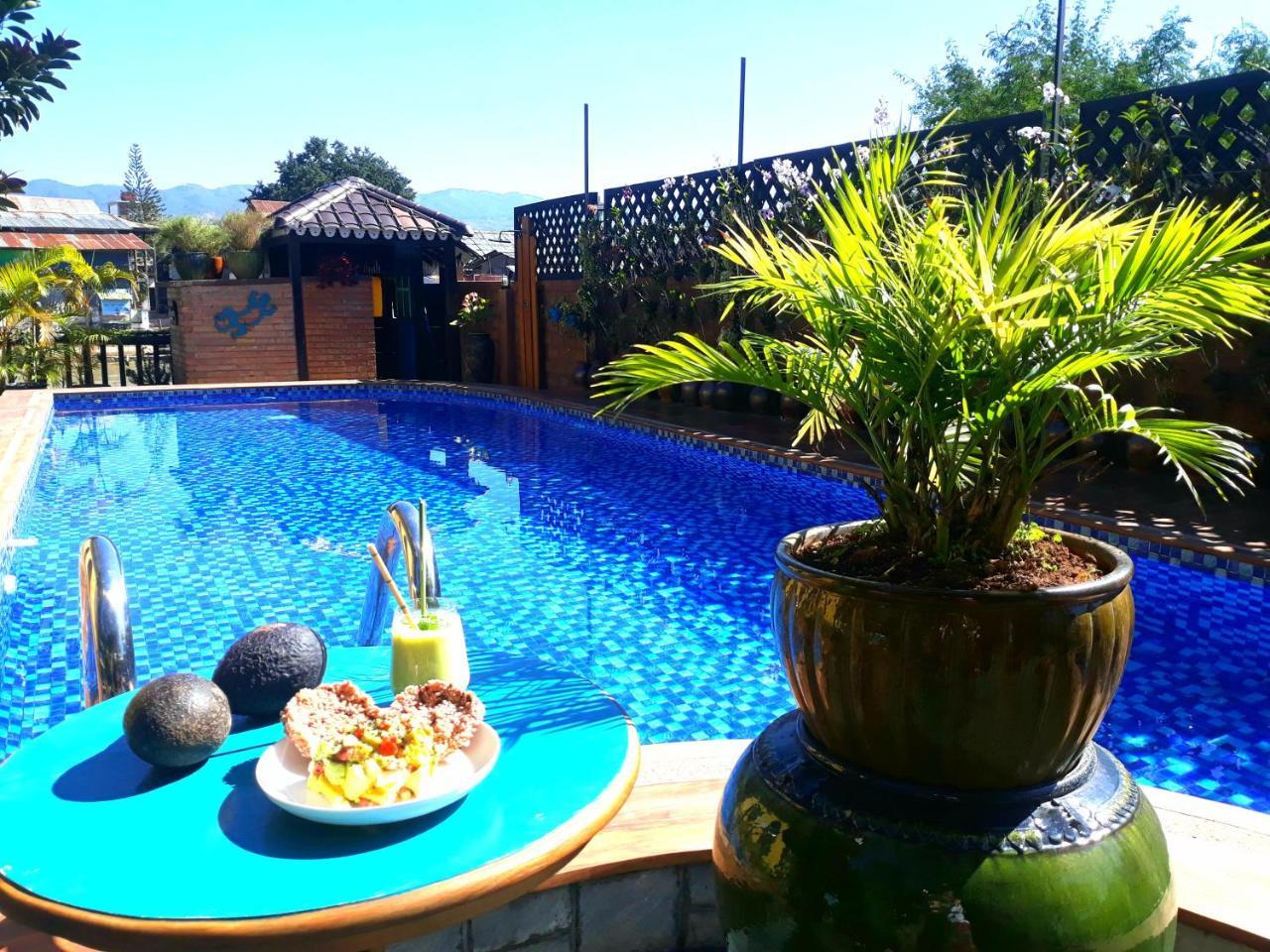 Thanakha Inle Hotel Науншве Екстер'єр фото
